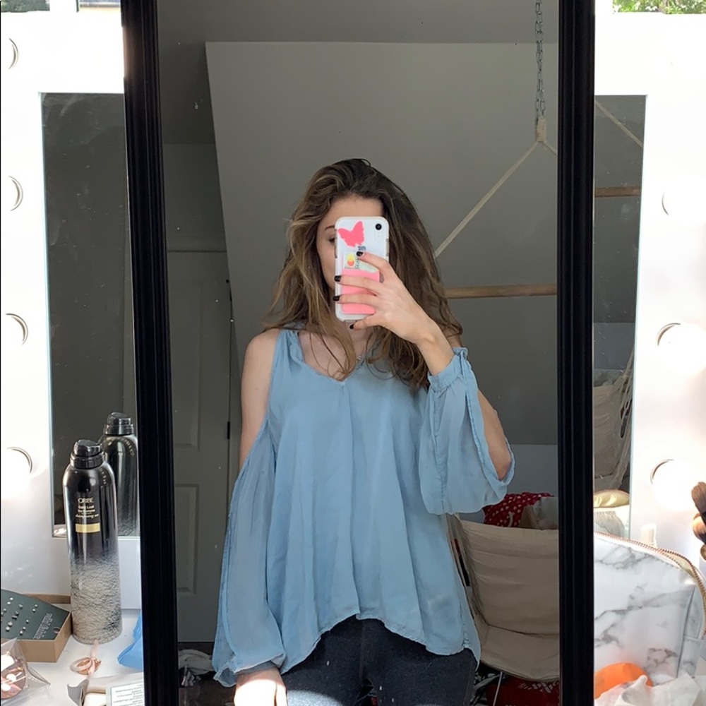 Blue top